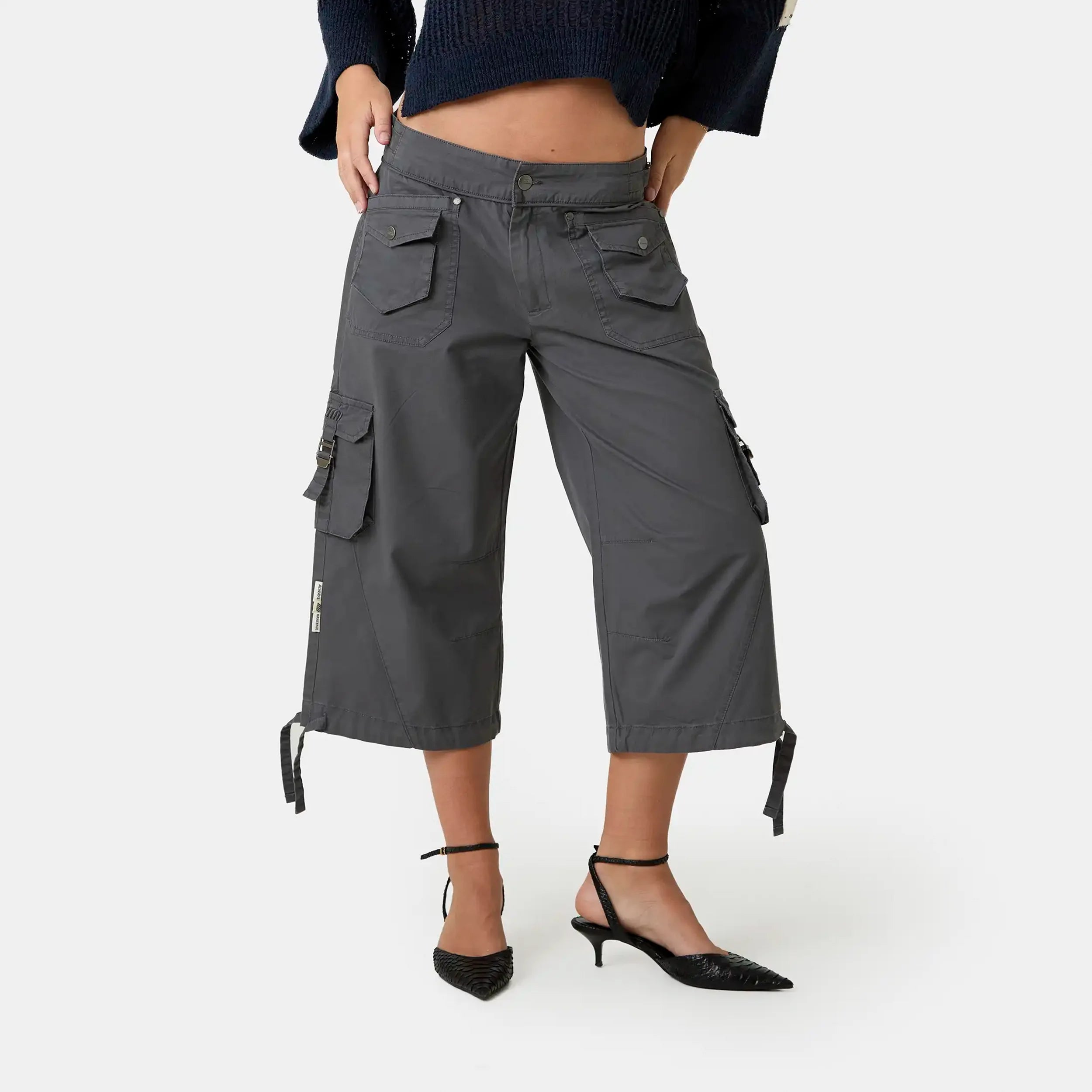 Bitter Grey Capri Pants Woman Pants Eme Studios