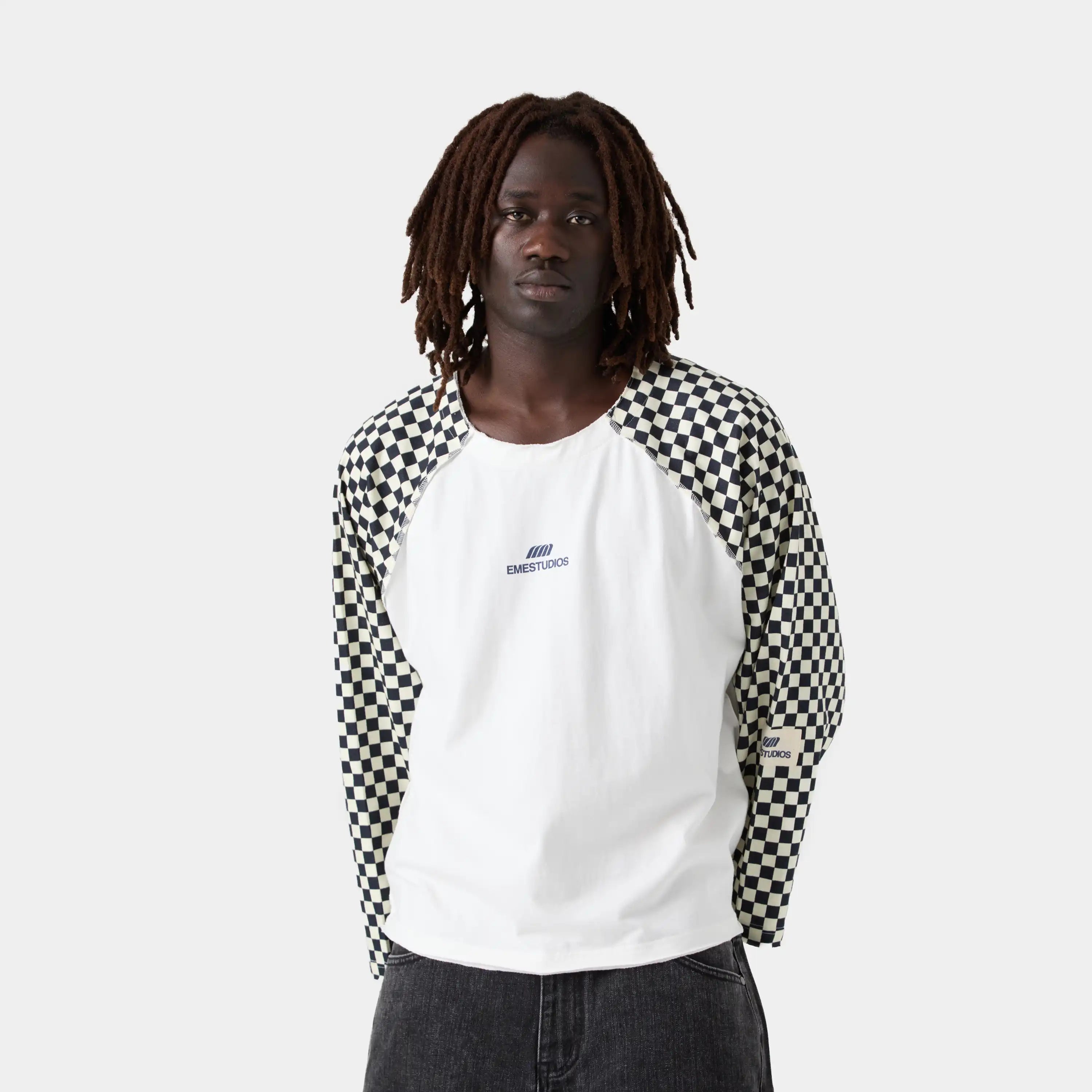 Bishop Pearl Long Sleeve T-shirts eme