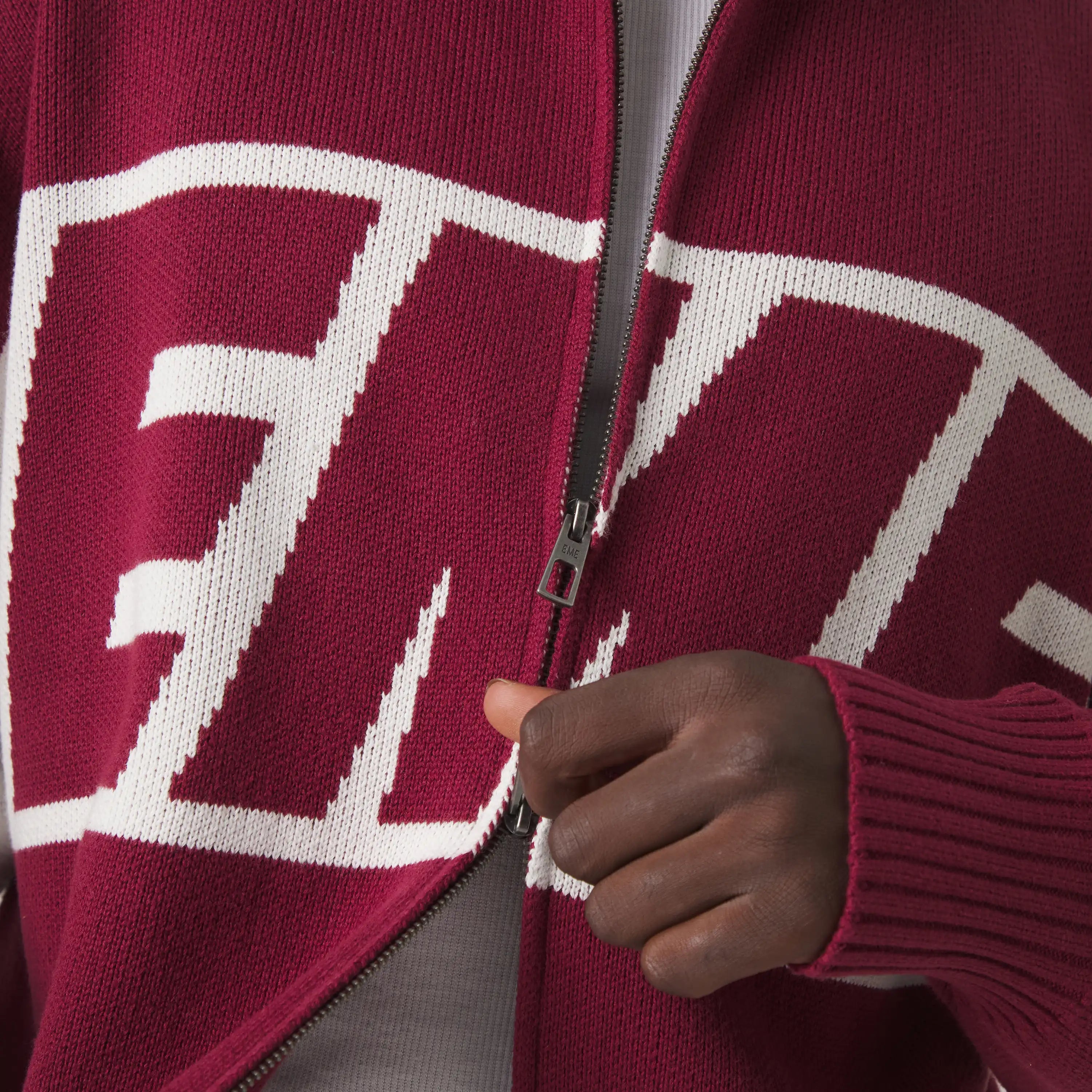 Thrill Burgundy Zipper Knit Knitwear eme