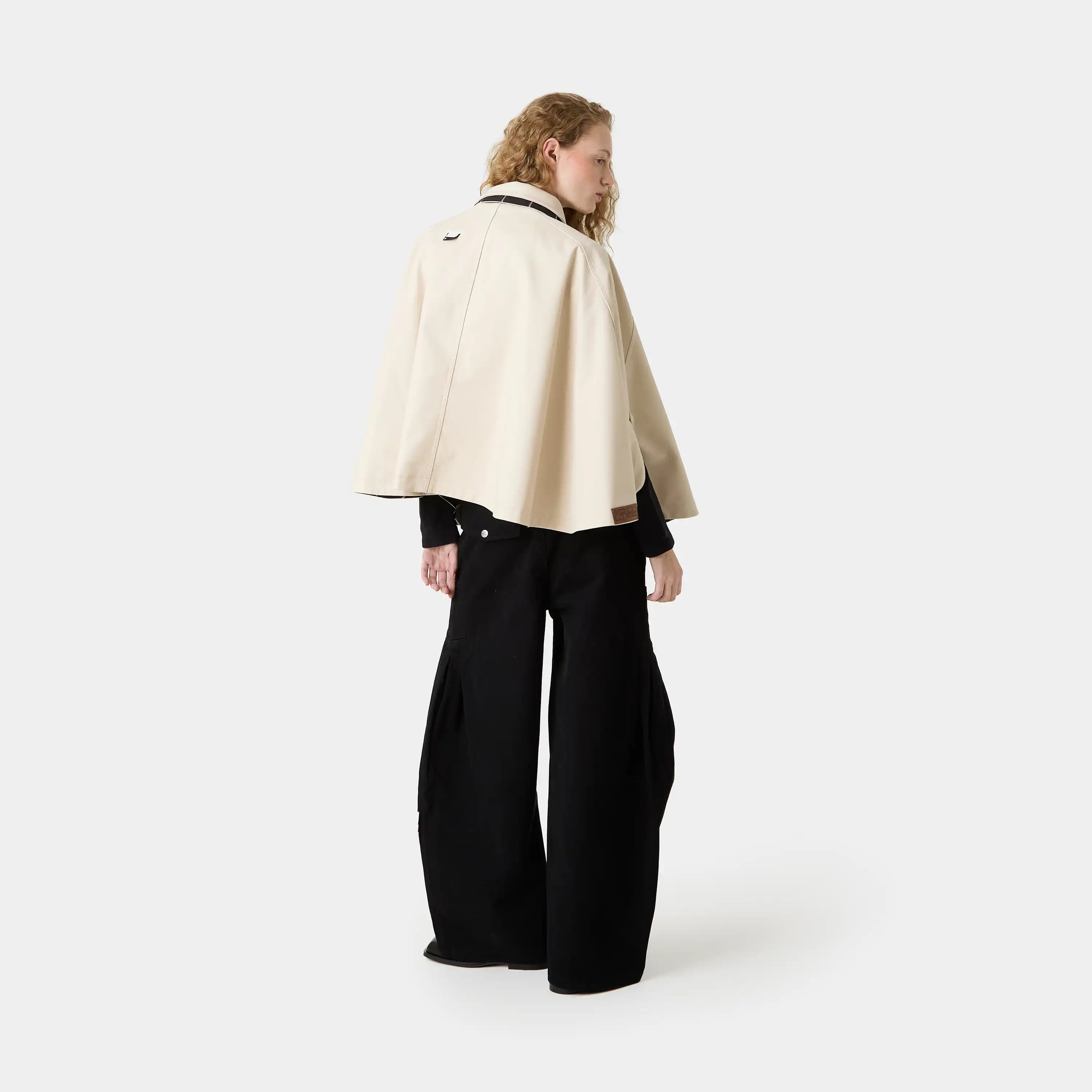 Edra Light Camel Reversible Cape Woman Outerwear Eme Studios