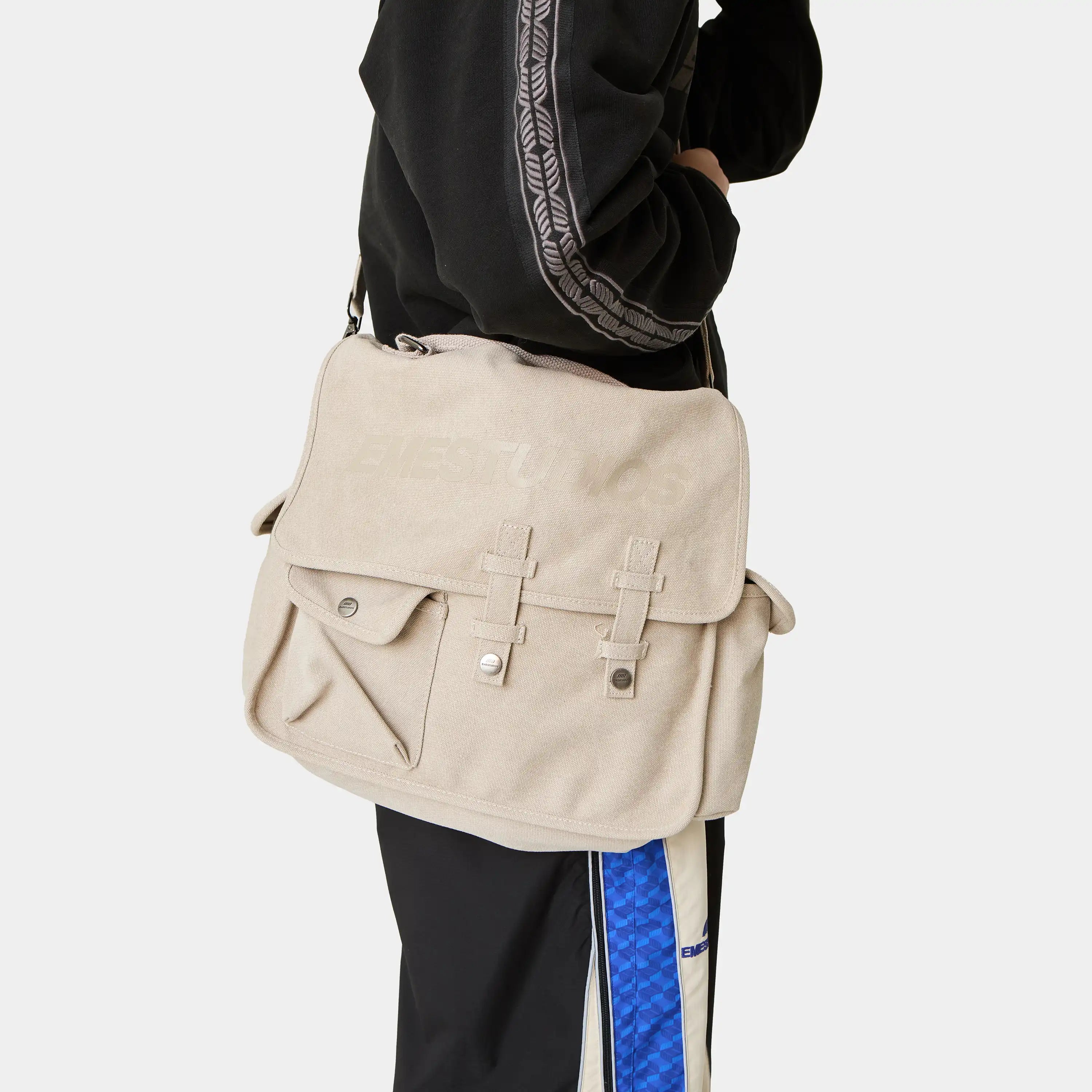 Pat Messenger Bag Accesories Eme Studios