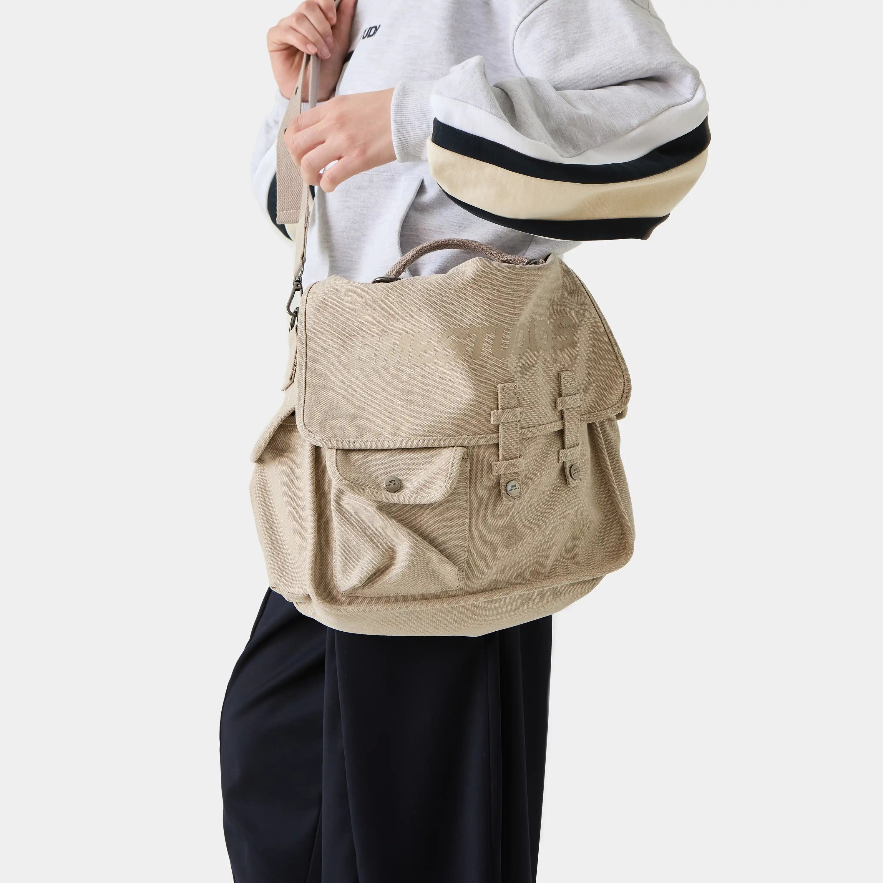 Pat Messenger Bag Accesories Eme Studios