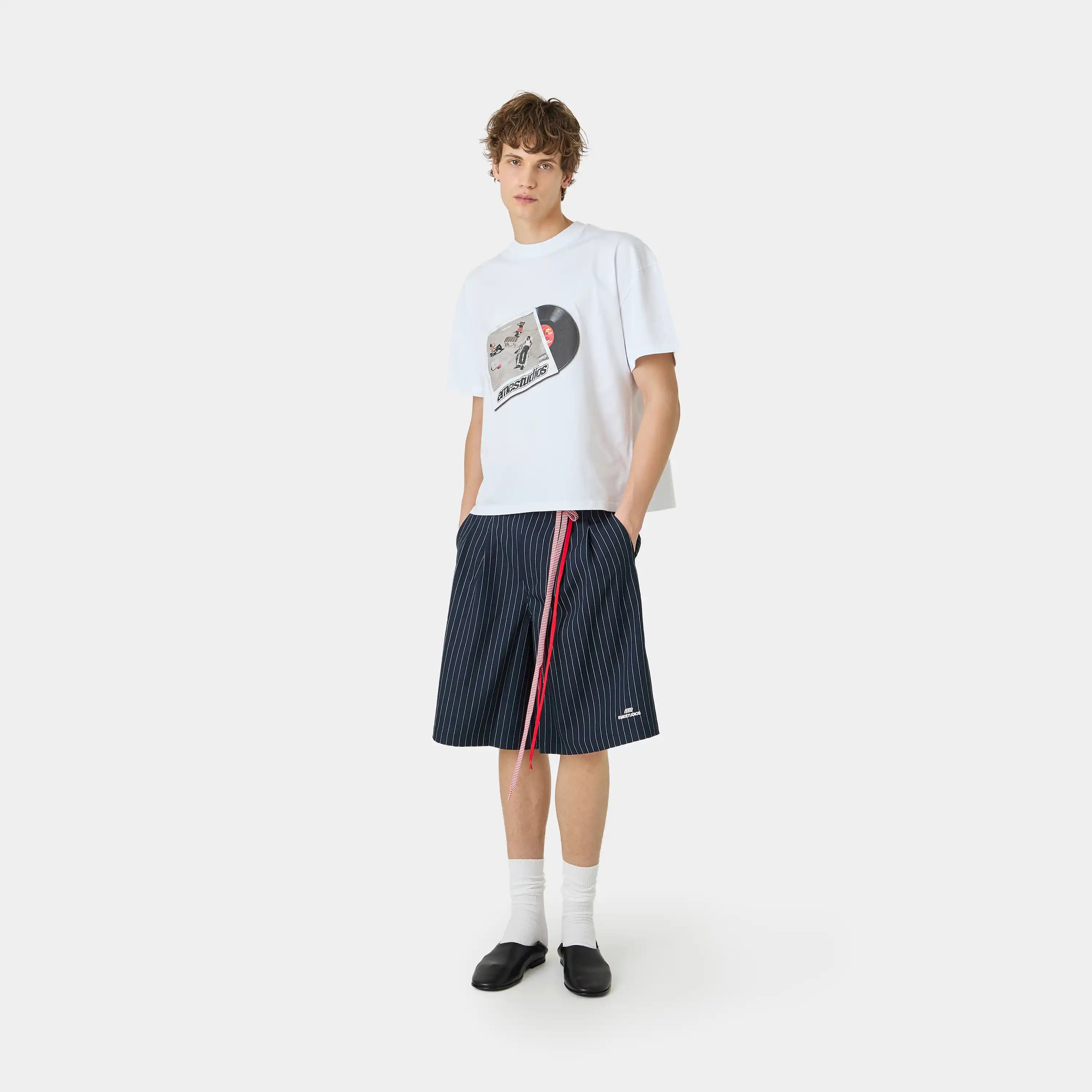 Rrelative Pearl Oversized Tee T-shirts Eme Studios