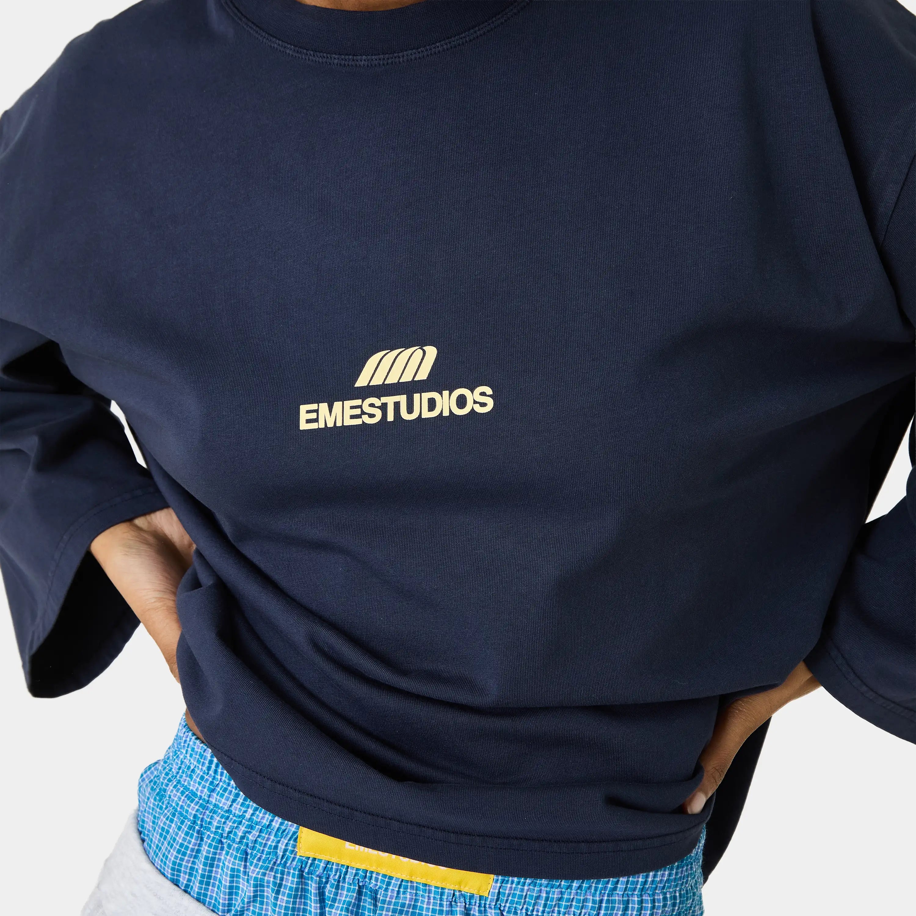 Uniform Navy Long Sleeve T-shirts Eme Studios