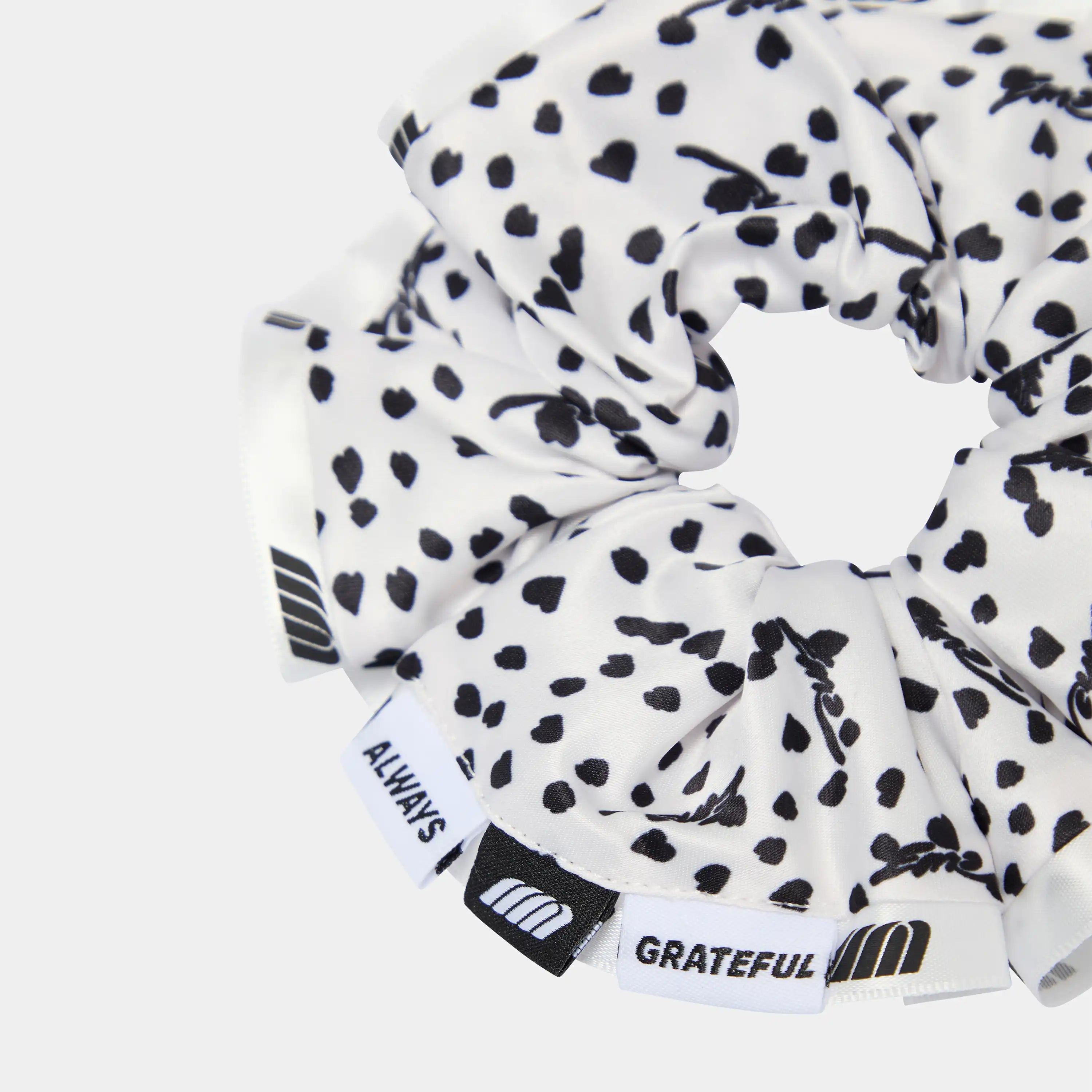 Isabella Pearl Scrunchie Woman Accessories Eme Studios