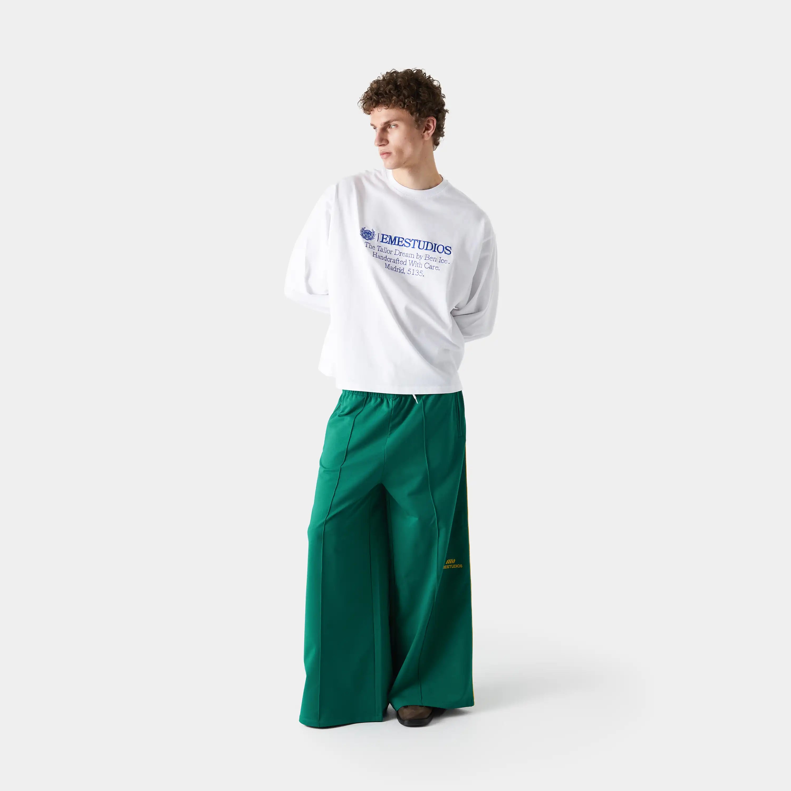 Institution Pearl Long Sleeve T-shirts eme