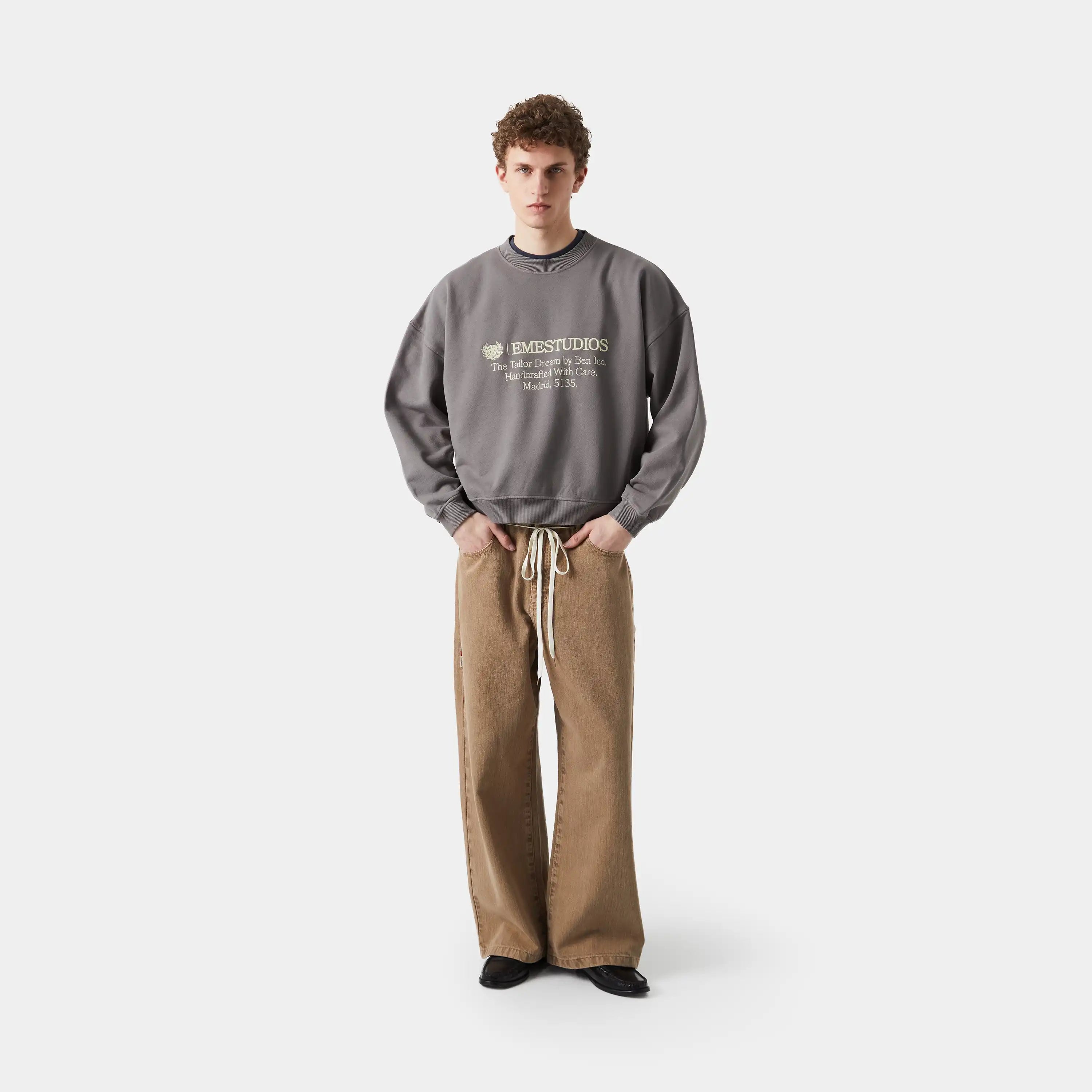 Institution Laurel Oversized Crewneck Sweatshirts eme