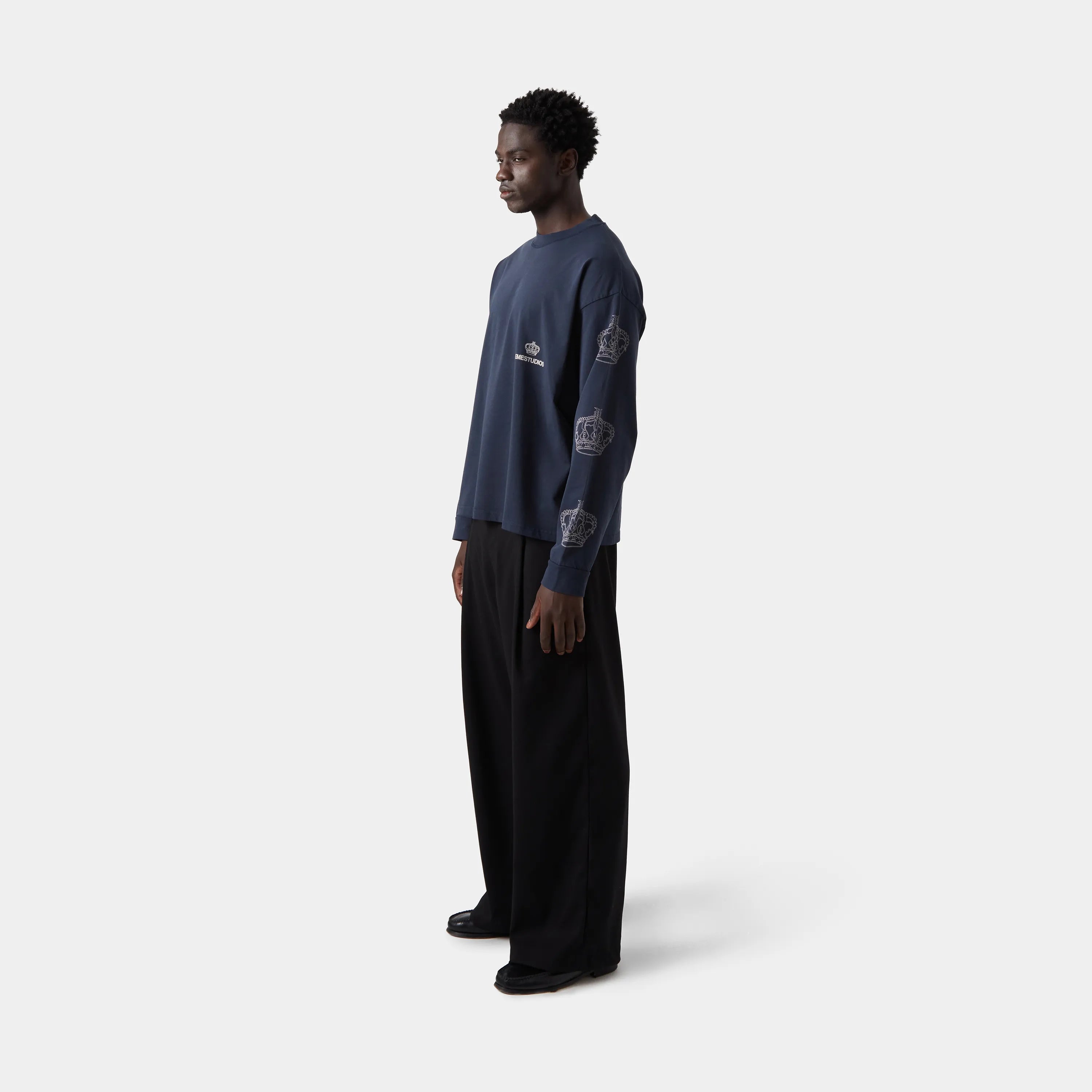 Crown Navy Long Sleeve T-shirts eme