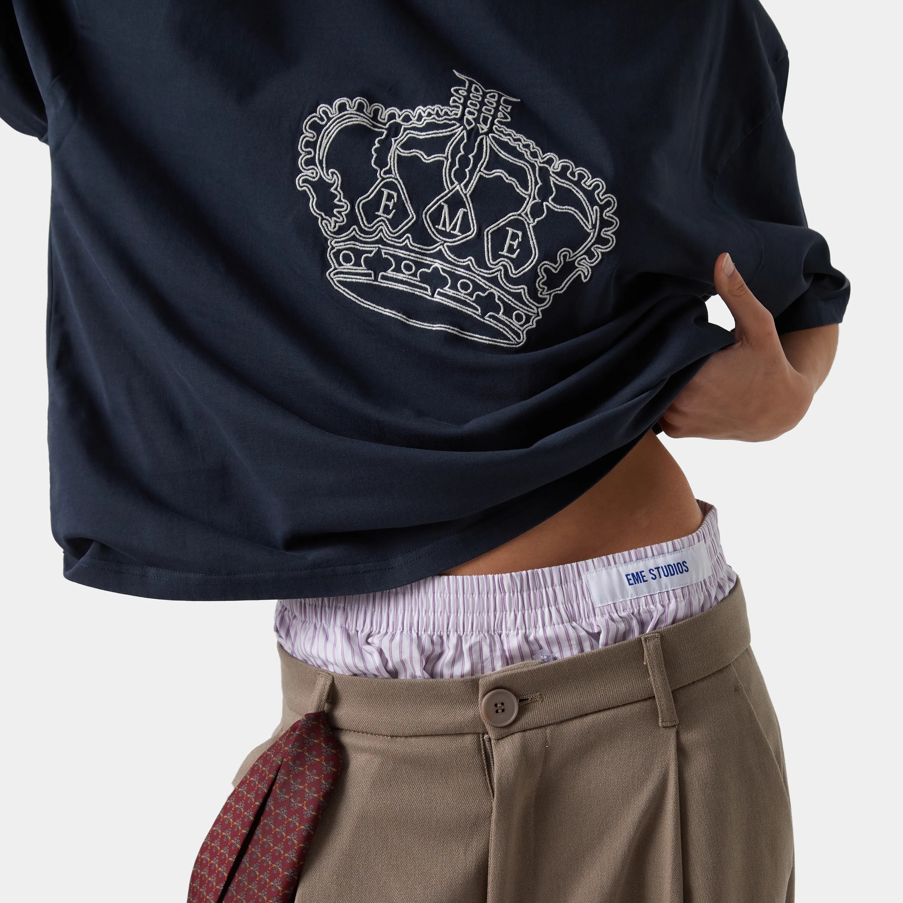 Crown Navy Oversized Tee T-shirts eme
