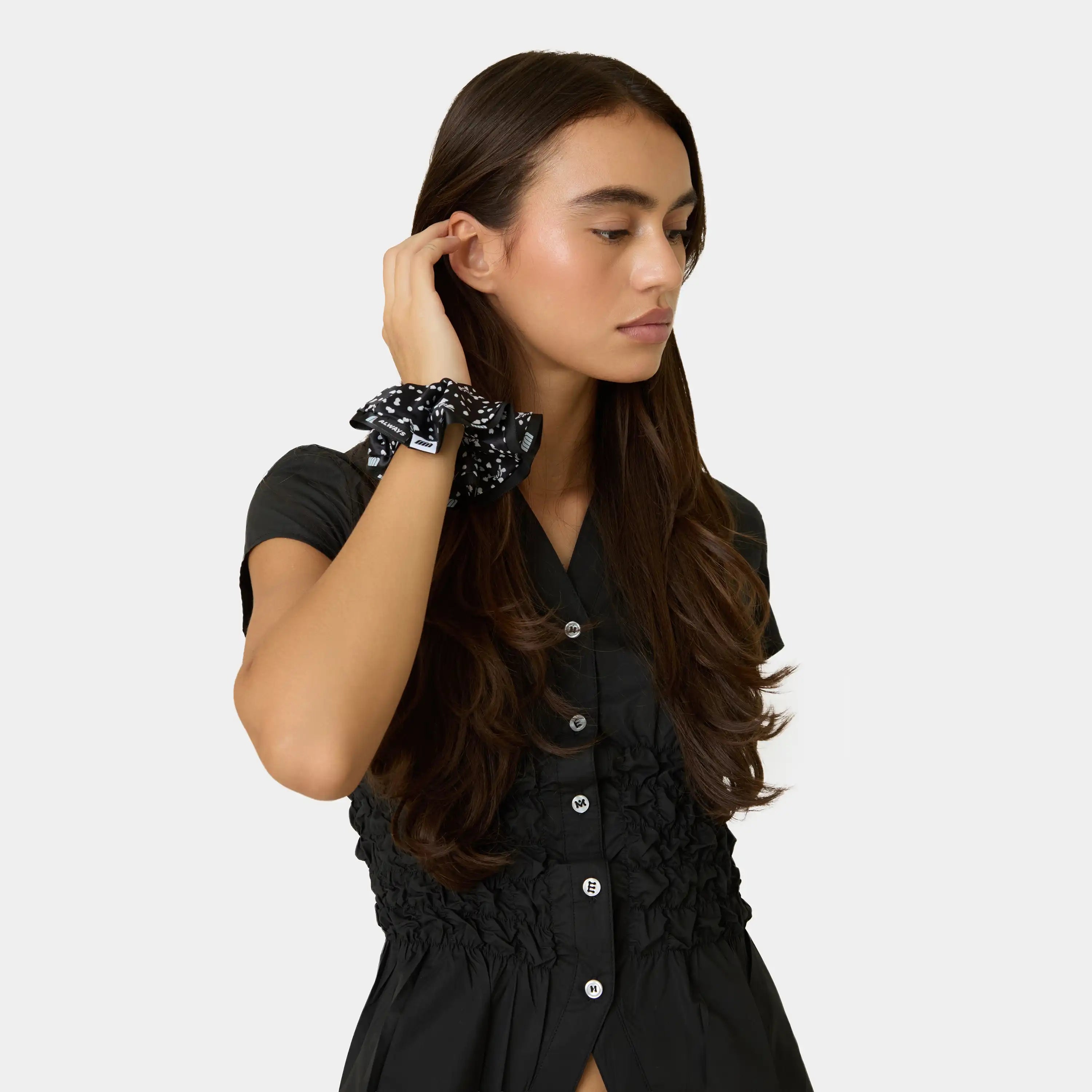 Isabella Shadow Scrunchie Woman Accessories Eme Studios