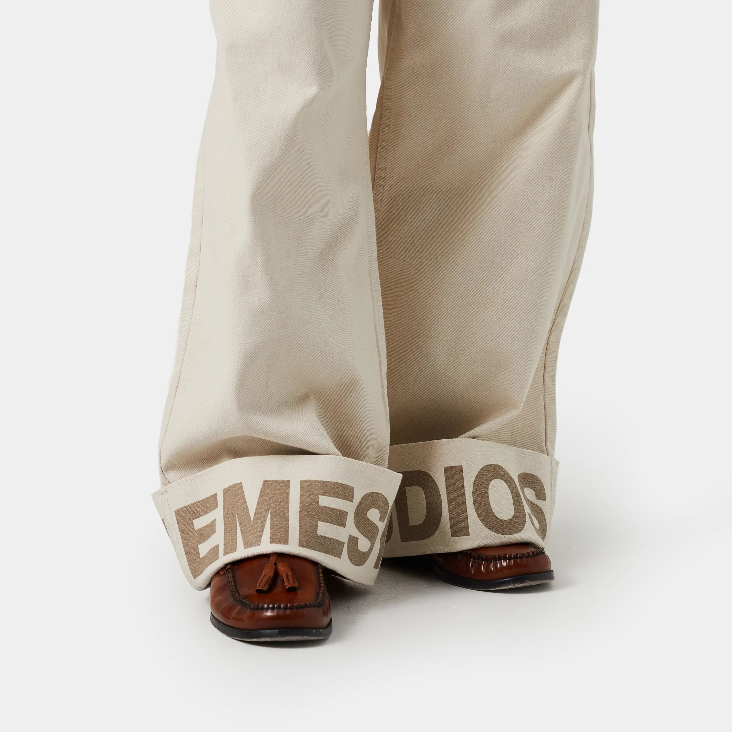 Riot Turned Off Sand Pants Pants eme