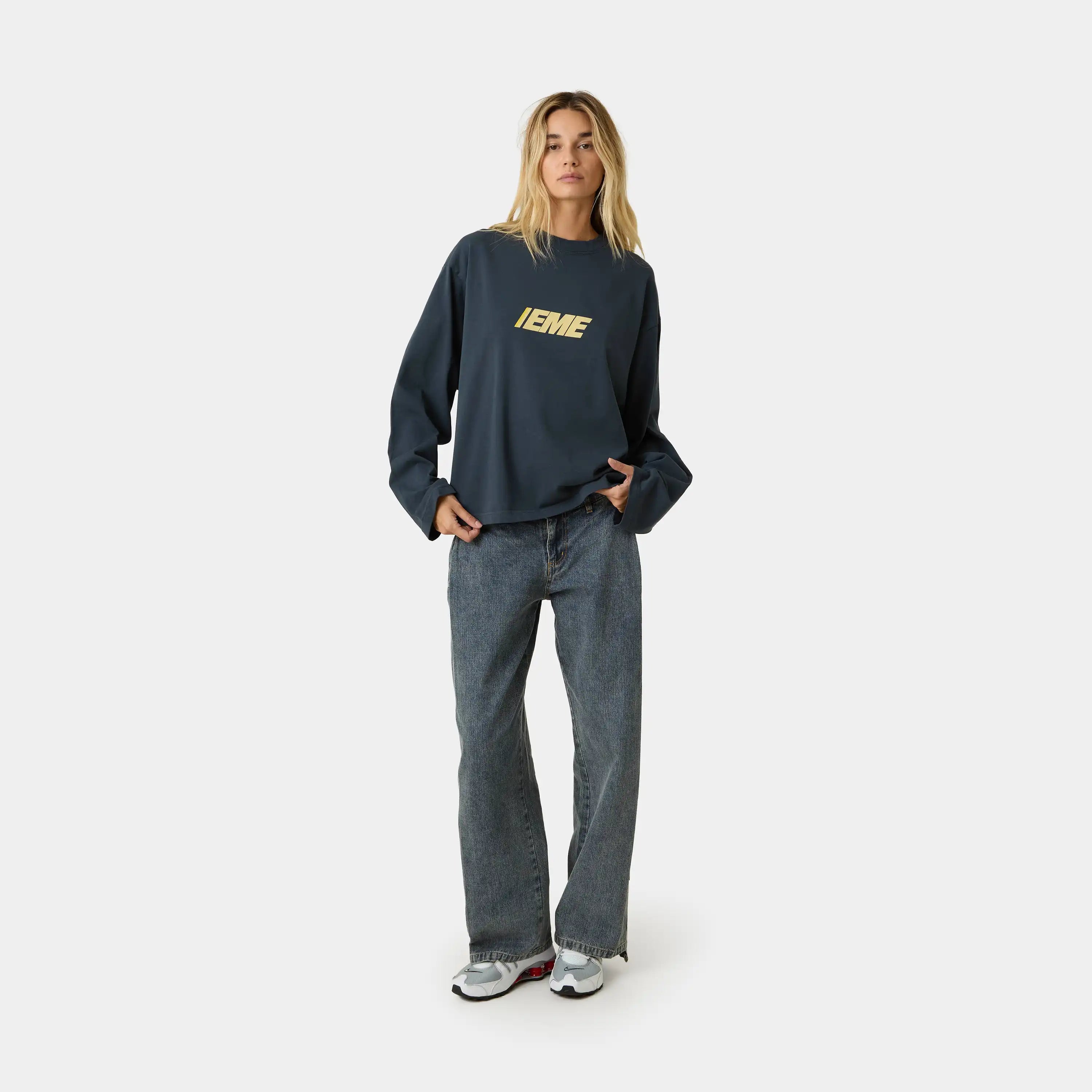 Thrill Navy Long Sleeve T-shirts eme