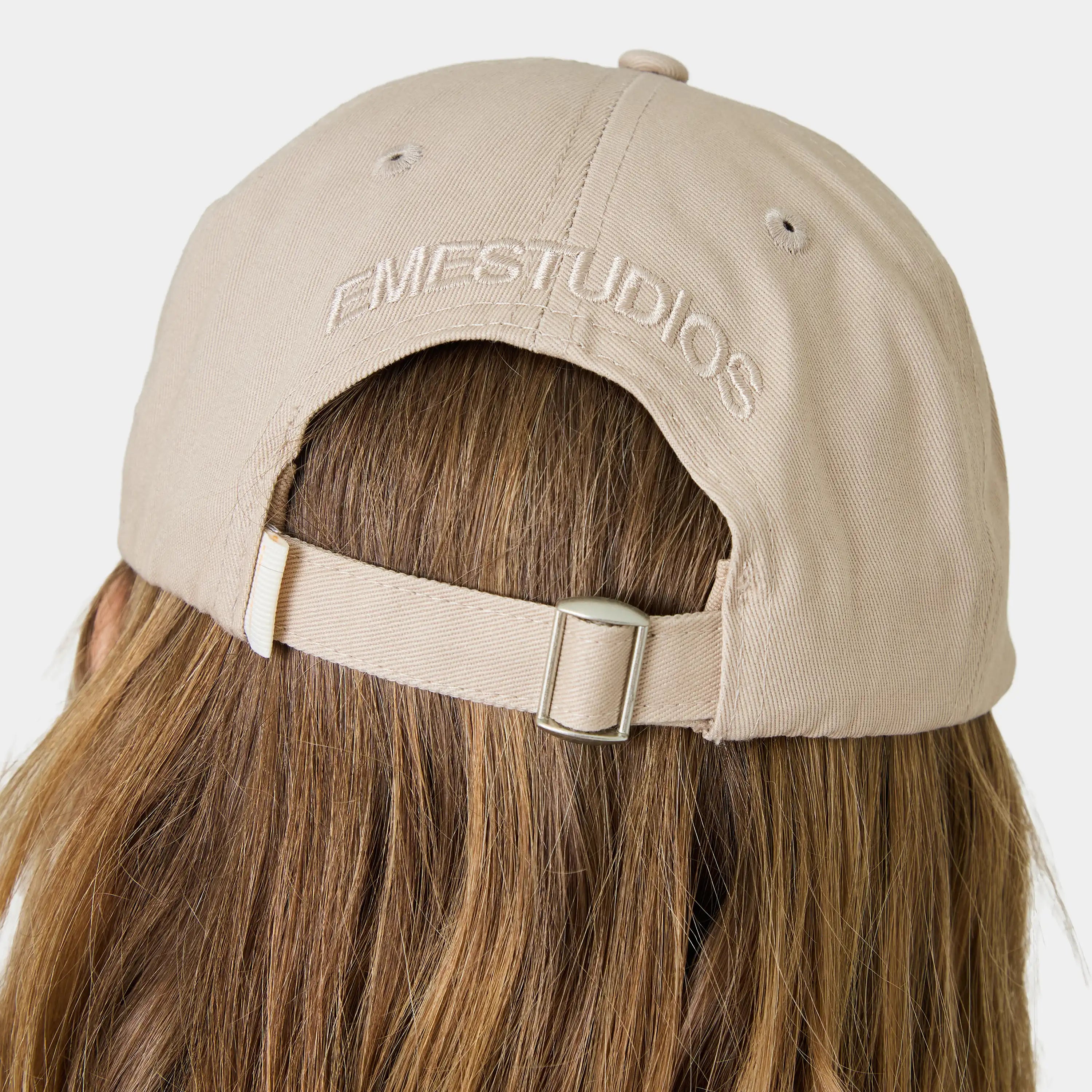 Dek Ivory Cap Woman Accessories Eme Studios