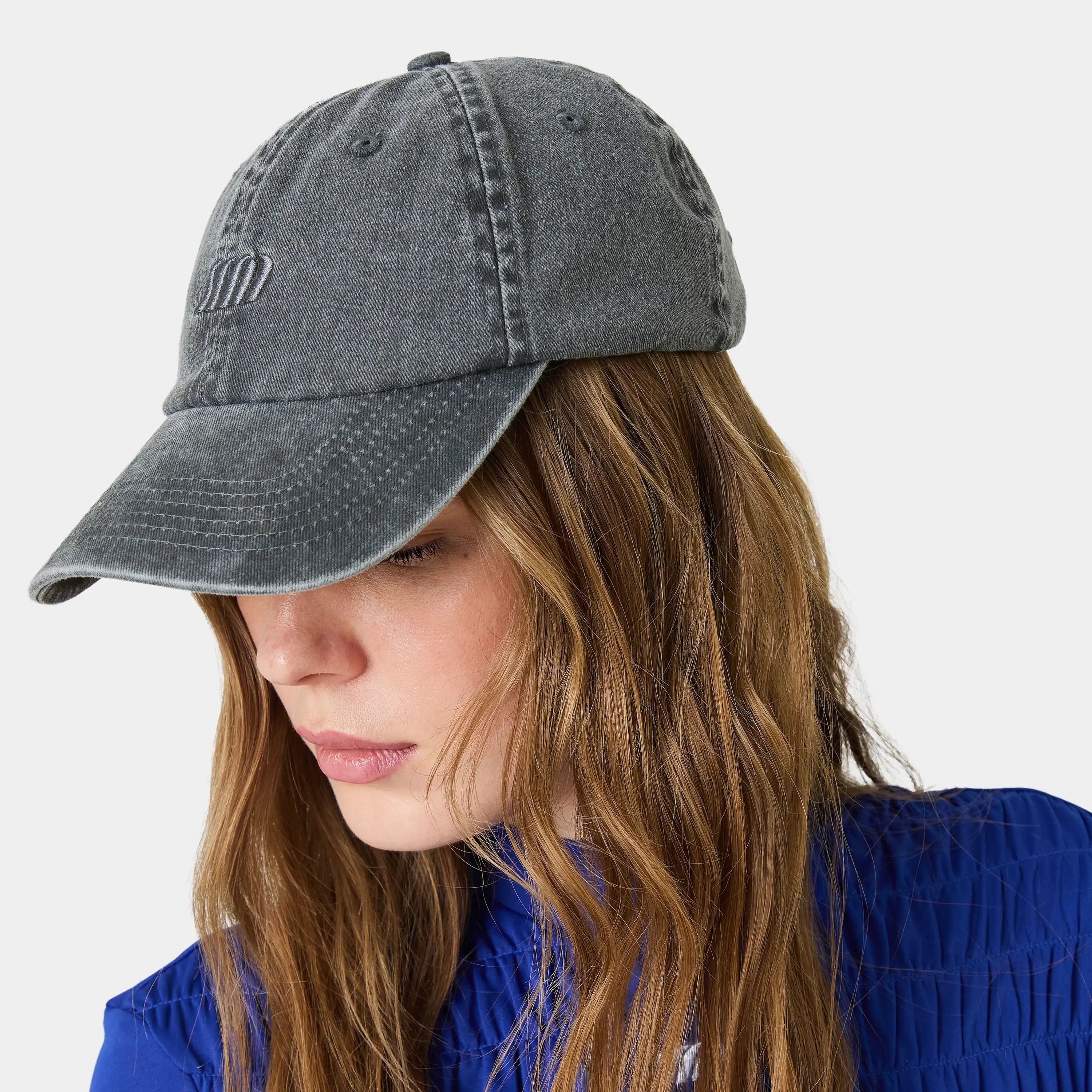 Dek Shadow Cap Woman Accessories Eme Studios