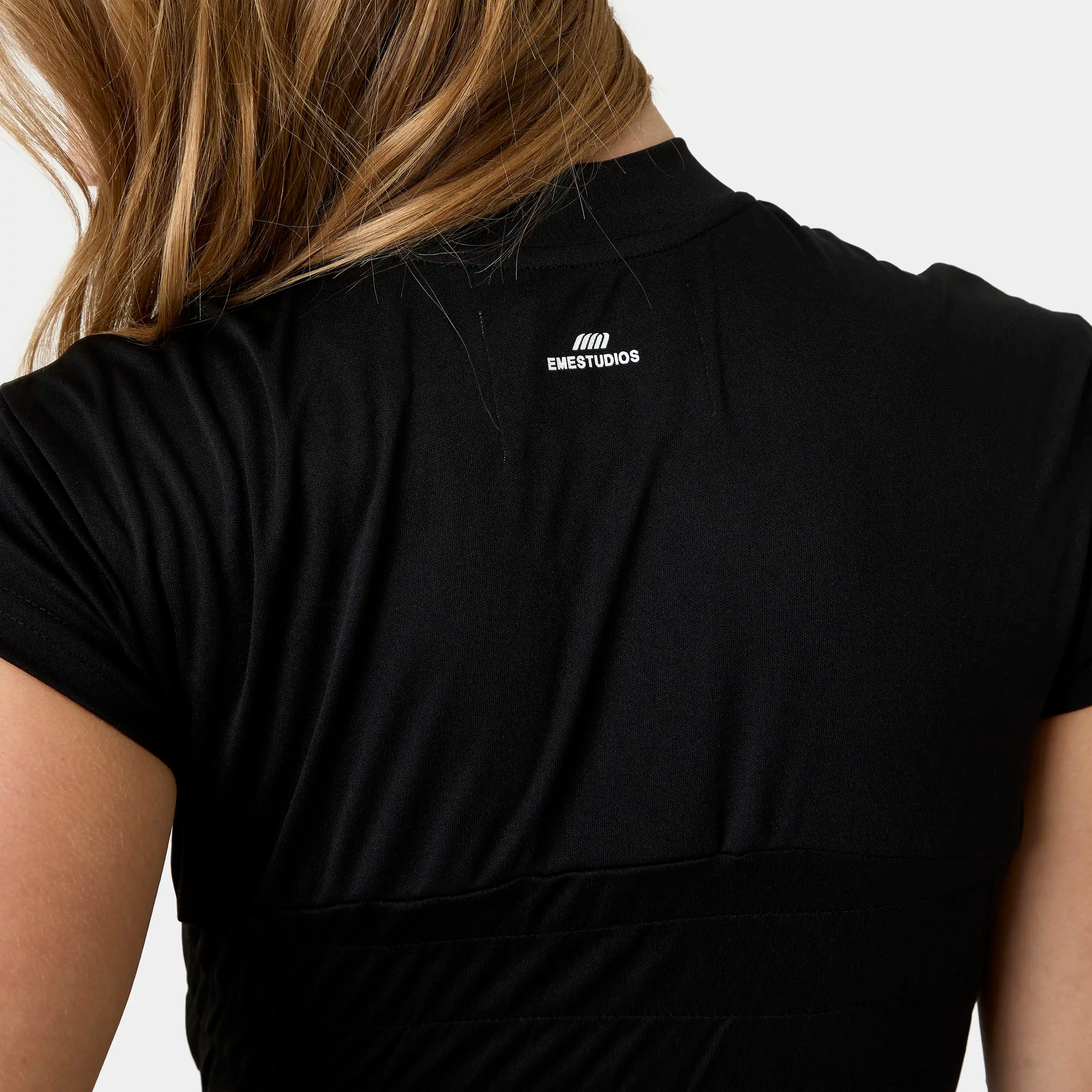 Tataki Black Tee Woman T-Shirts Eme Studios