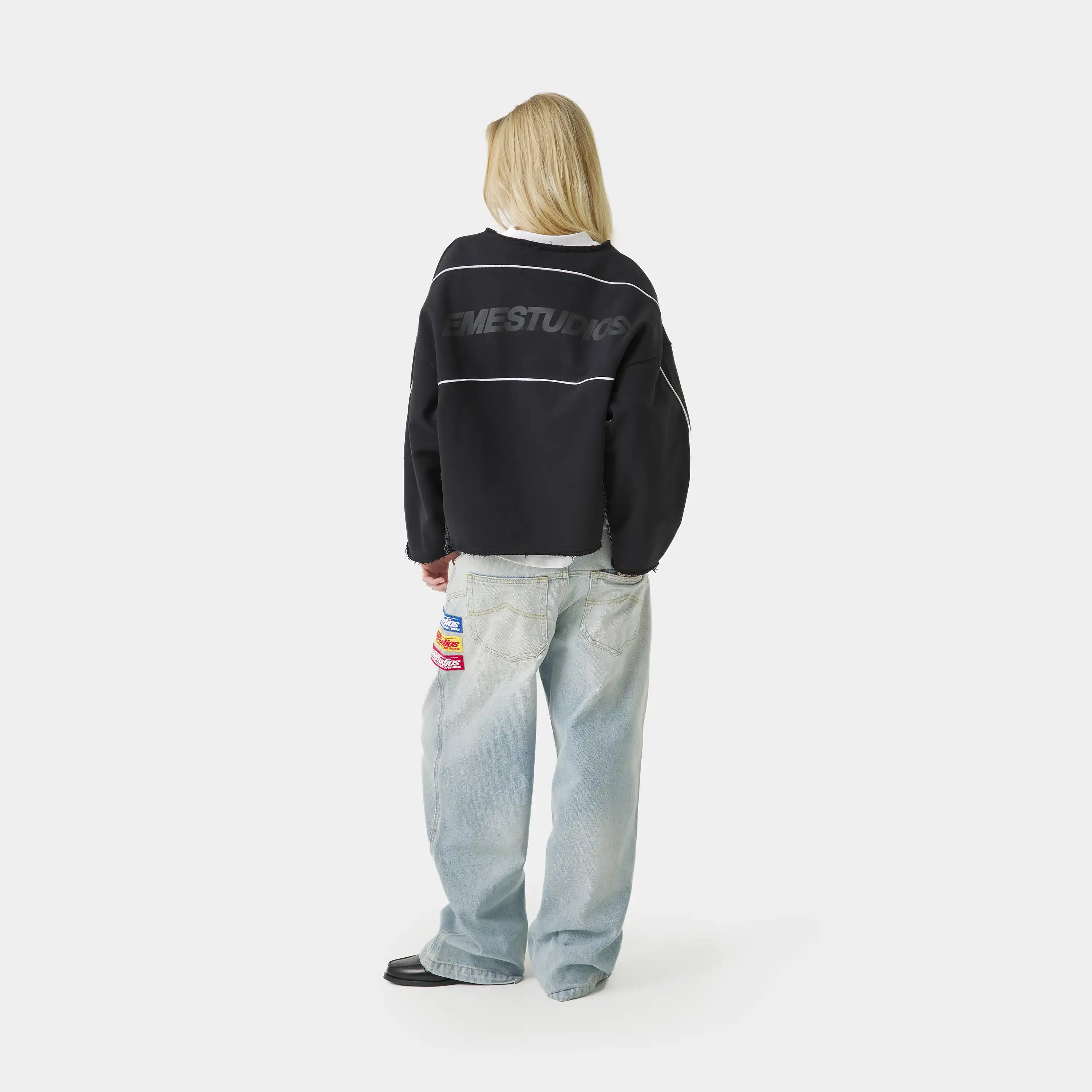 AFK Black Crewneck Sweatshirts eme