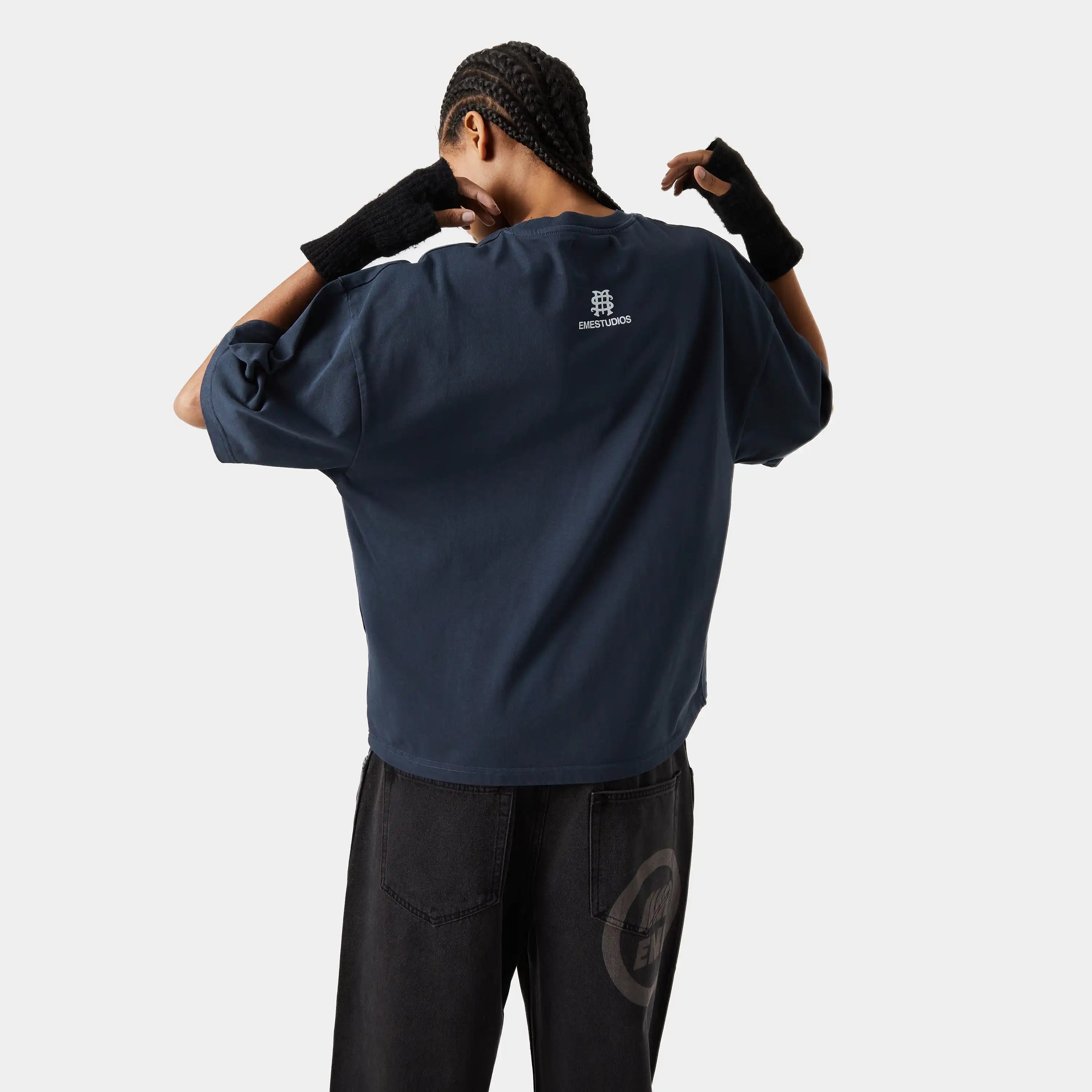Badge Navy Oversized Tee T-shirts eme