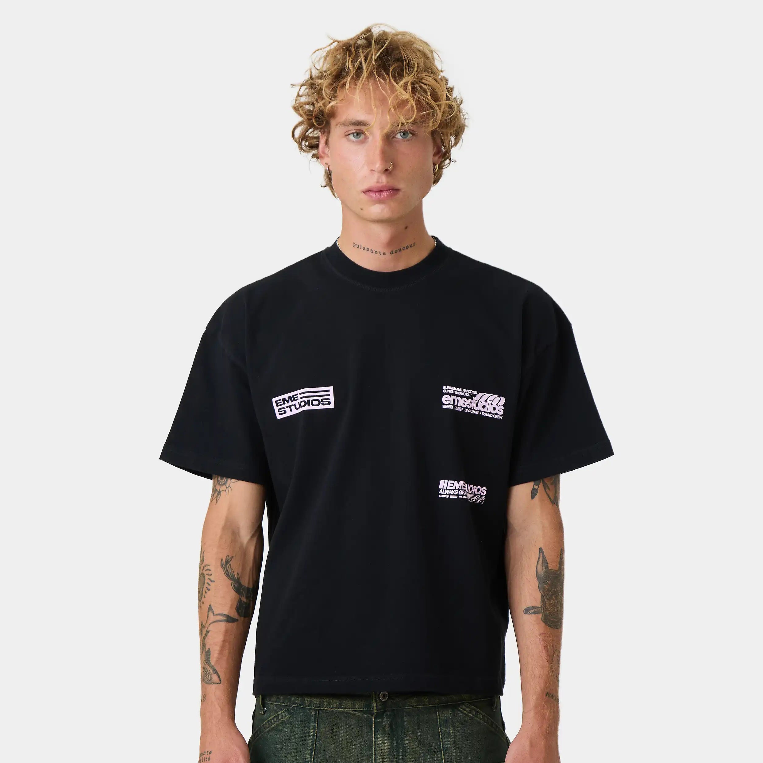 Guiete Black Oversized Tee T-shirts Eme Studios