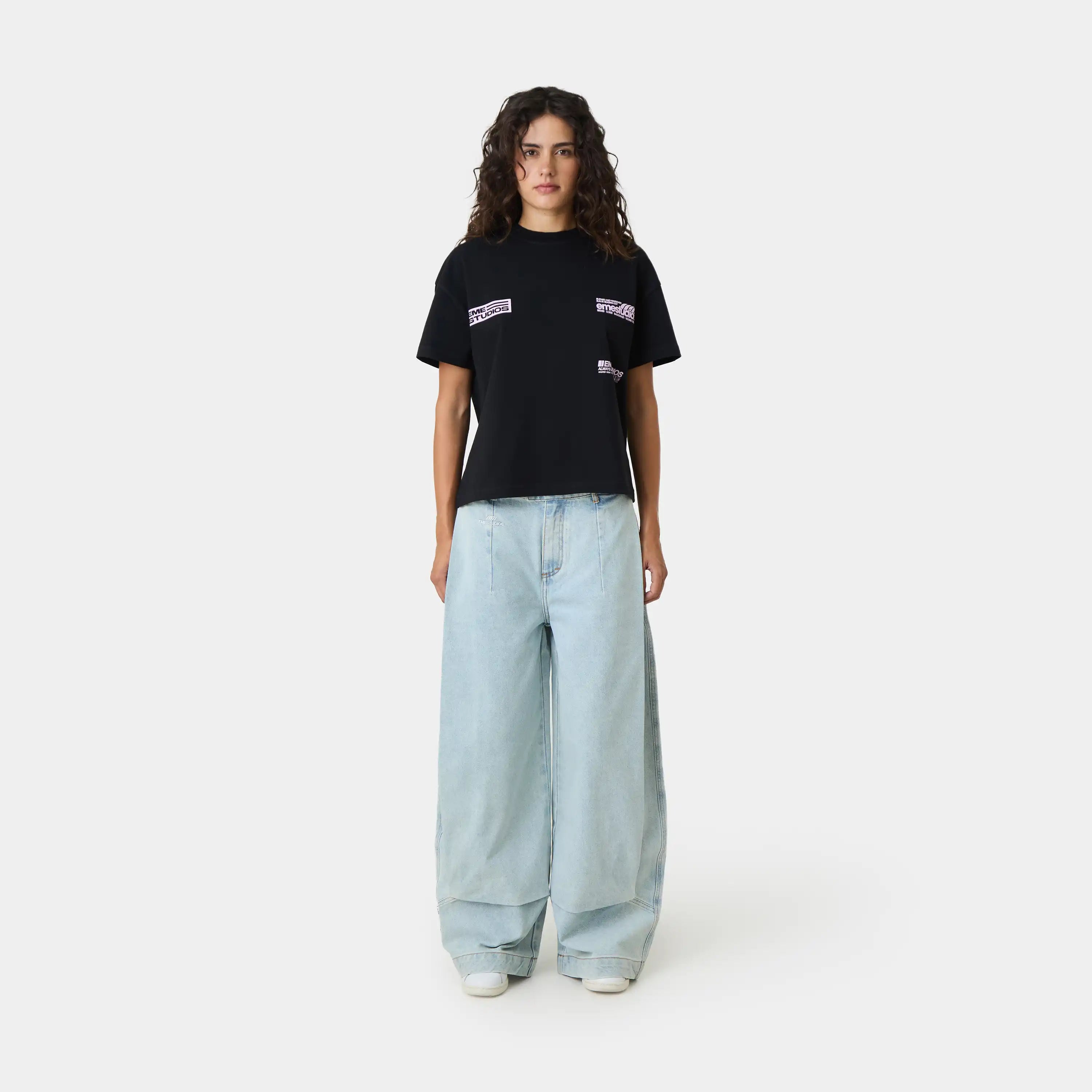 Guiete Black Oversized Tee T-shirts Eme Studios