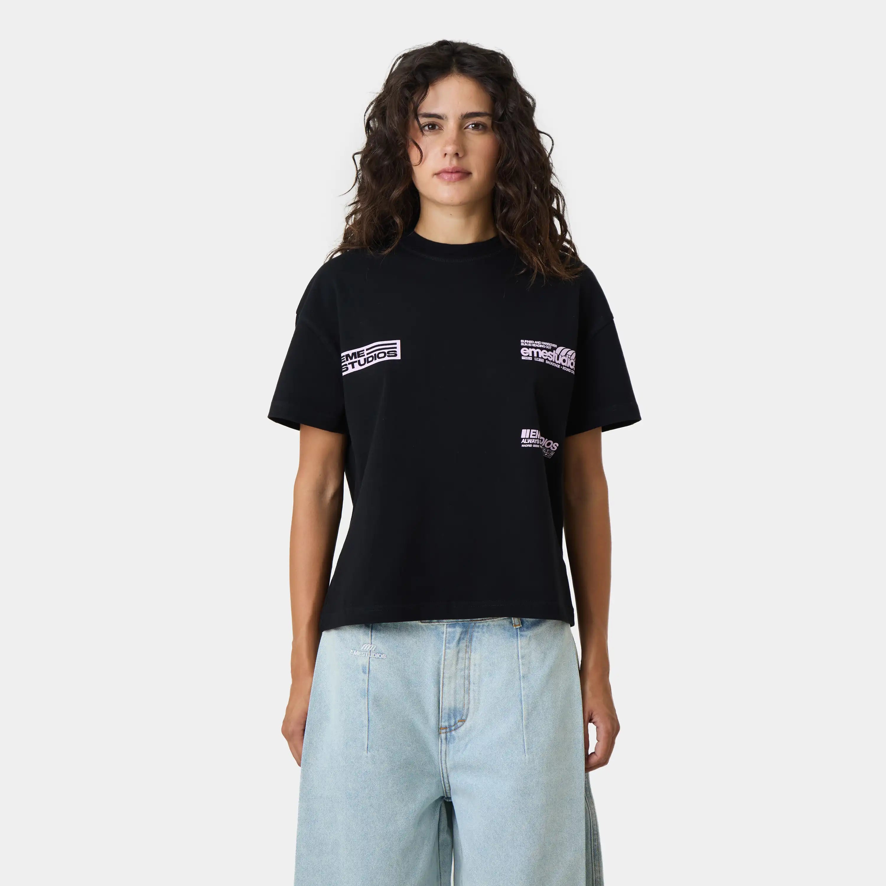 Guiete Black Oversized Tee T-shirts Eme Studios