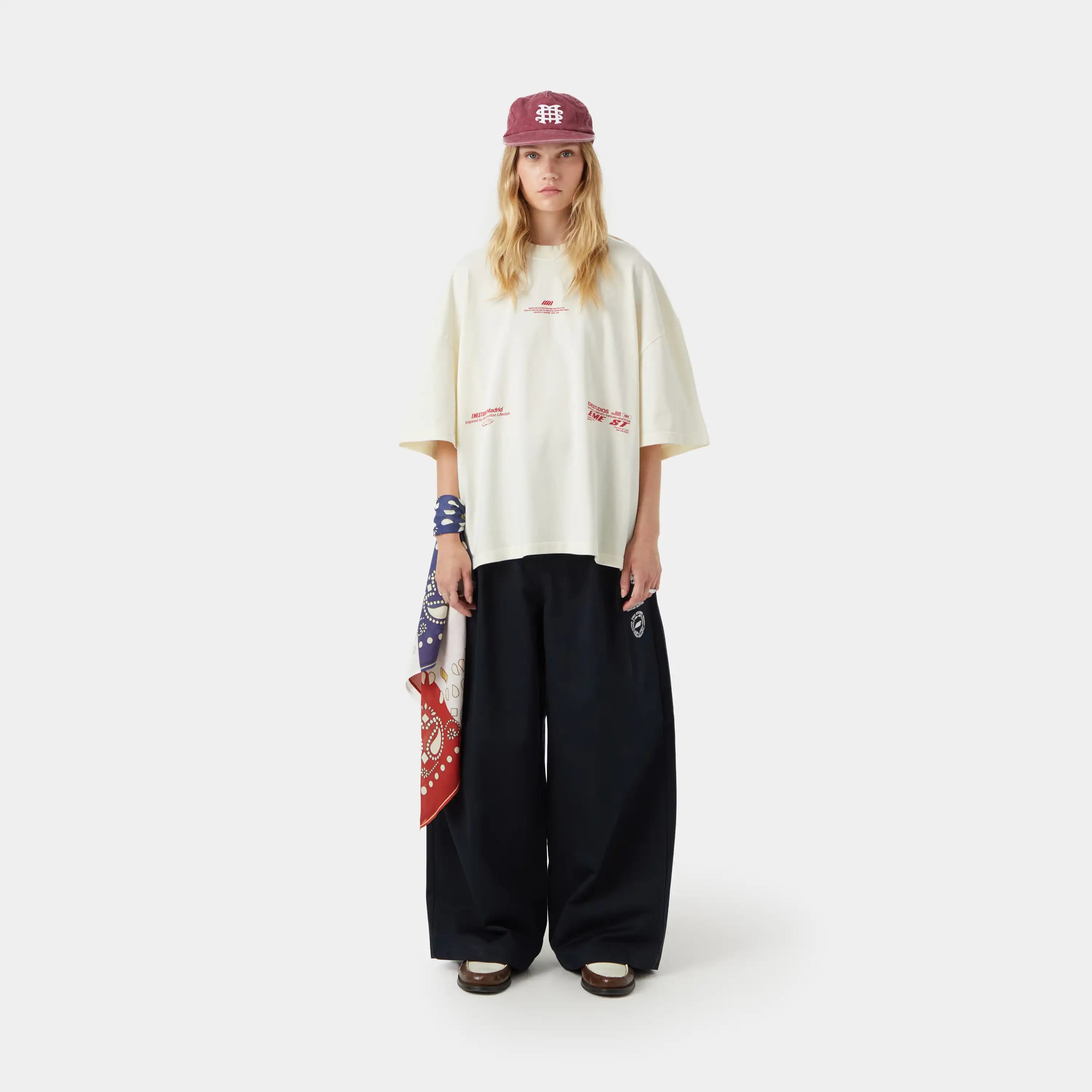 Metropolitan Off Sand Oversized Tee T-shirts eme