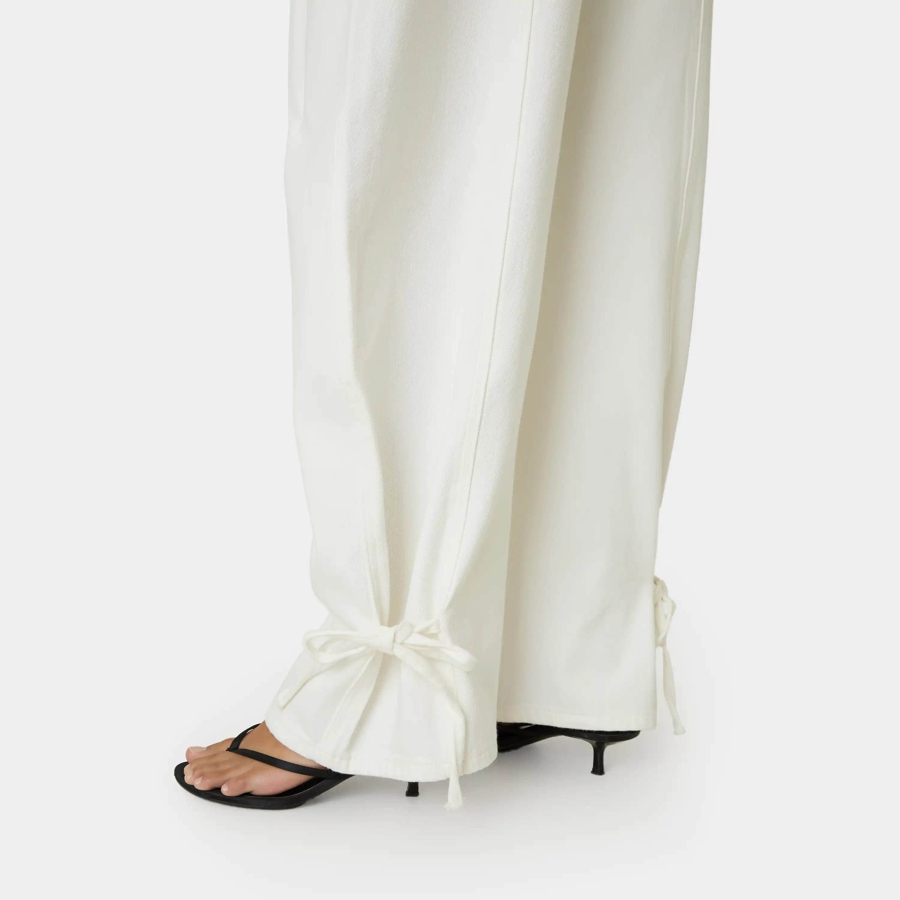 Solan White Pants Woman Pants Eme Studios