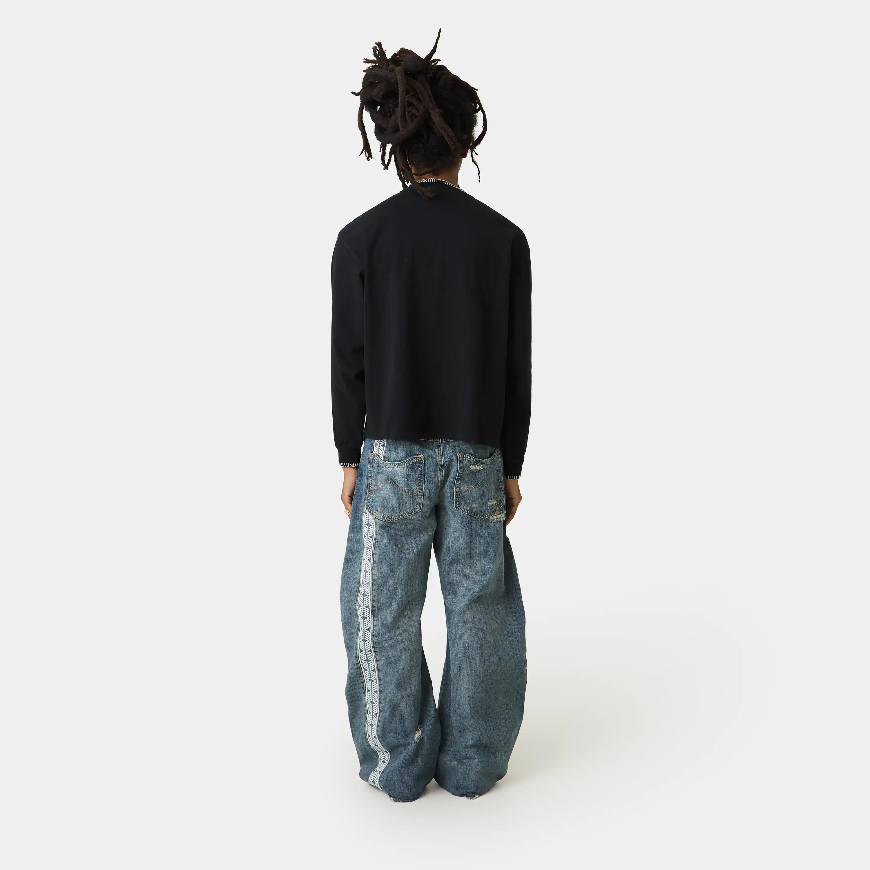 Windsor Black Long Sleeve T-shirts Eme Studios